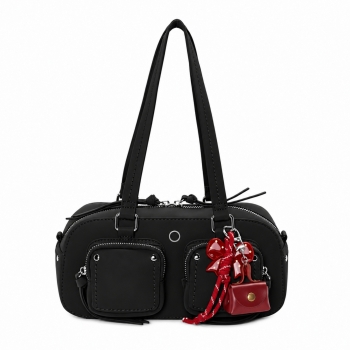 ЧАНТА OBAG BAULETTO BLACK
